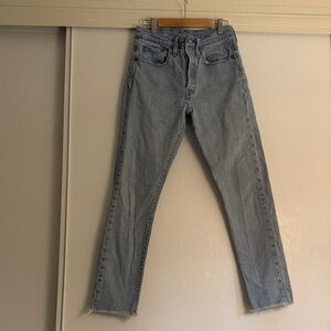 Light Wash Women's Levi Jeans